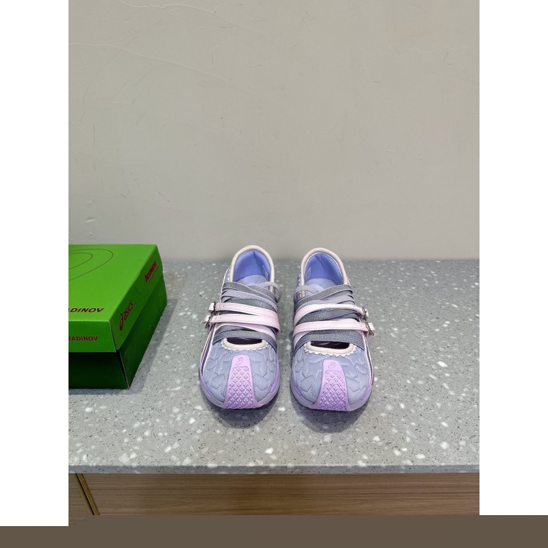 bo*te*ga Ve*ne*ta casual shoes